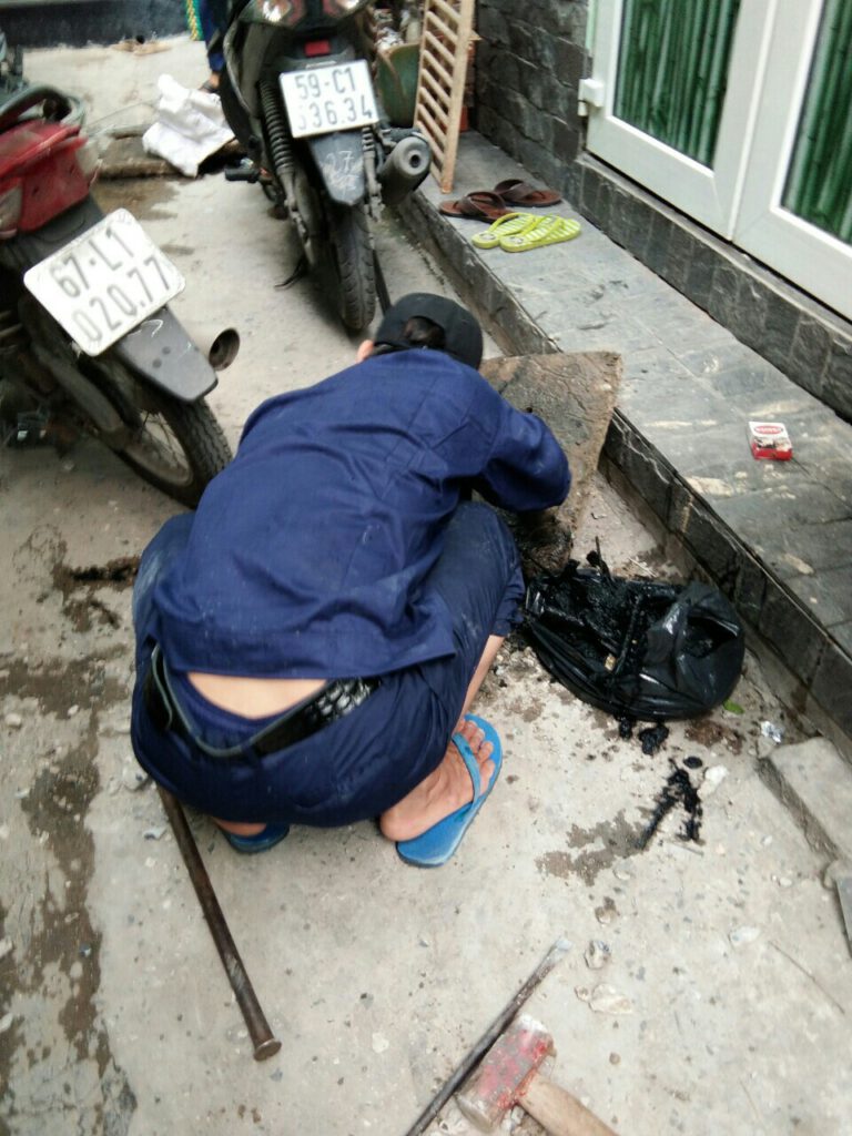 giá thông bồn cầu quận bình tân
