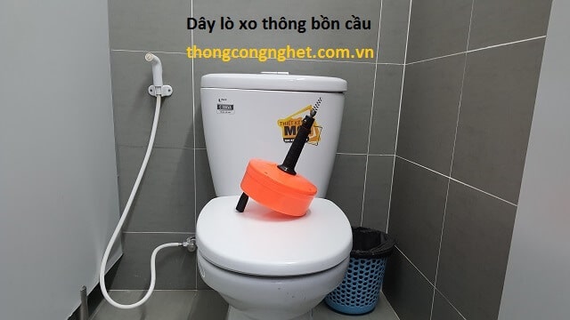 Dụng cụ thông tắc cống 10m Bửu Nghệ Thành.