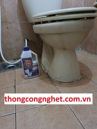 Cách 2: Dùng bột thông cống.