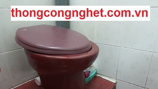 Dấu hiệu bồn cầu bị nghẹt hơi